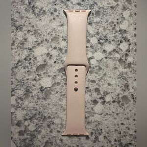 🆕 Apple Watch ⌚️ Band in Light Pink